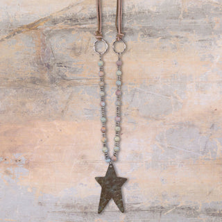 E18203 Light Prim Star with Beads Necklace