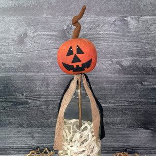 Prim Jack-O-Lantern Wand