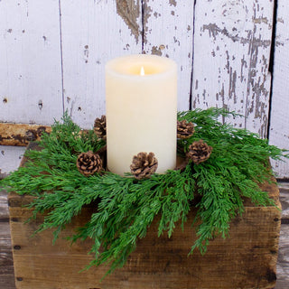 Cedar Candle Ring w/Pinecones